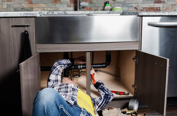 Best Clogged Drain Plumber  in Hooks, TX